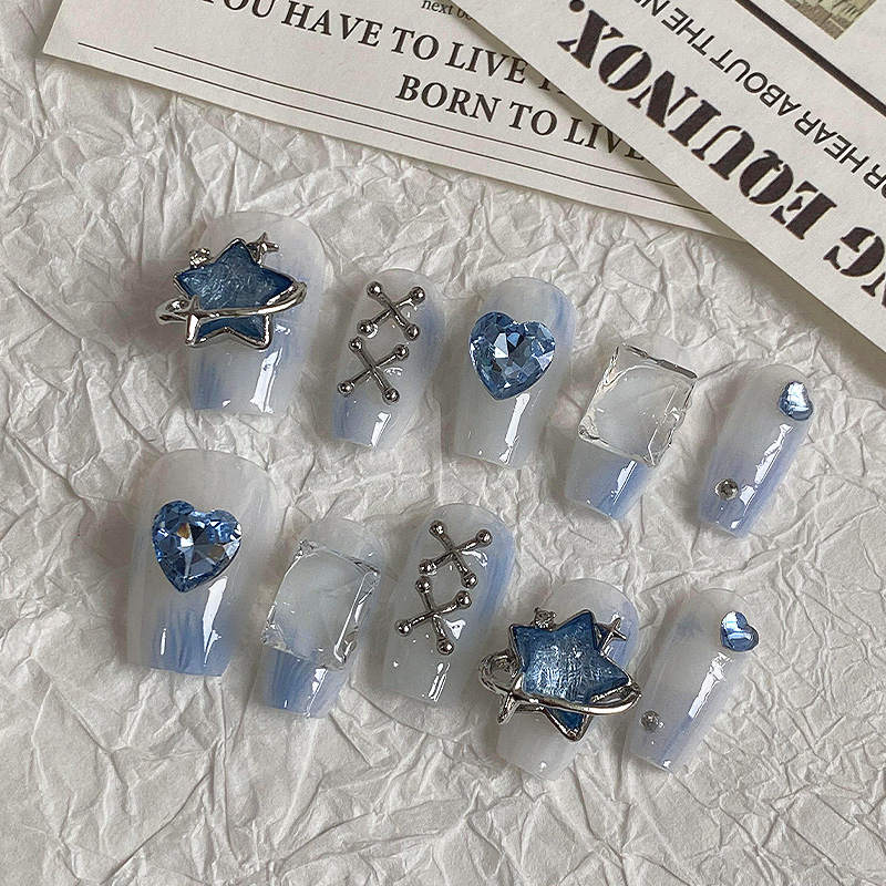 Nail Art Maroon - 10pcs Dreamy Light Blue Press -