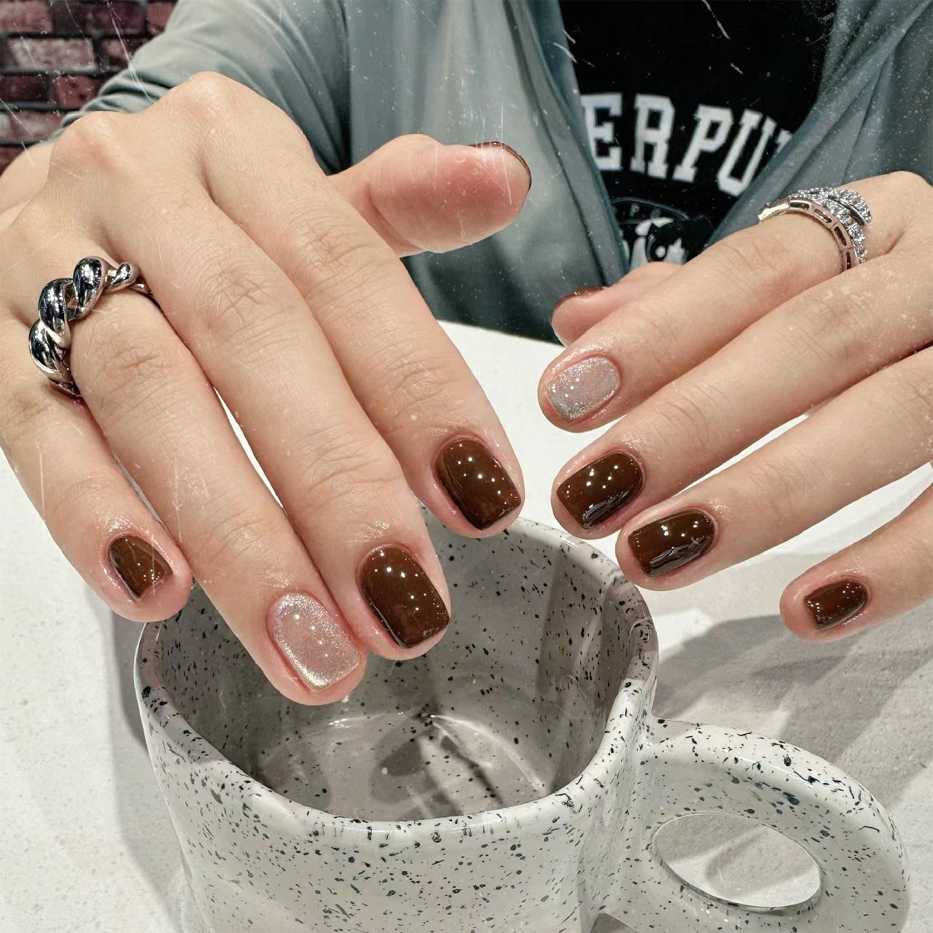 24Pcs Caramel Brown Ombre Glit - огляд і ціна Nail Art Press On