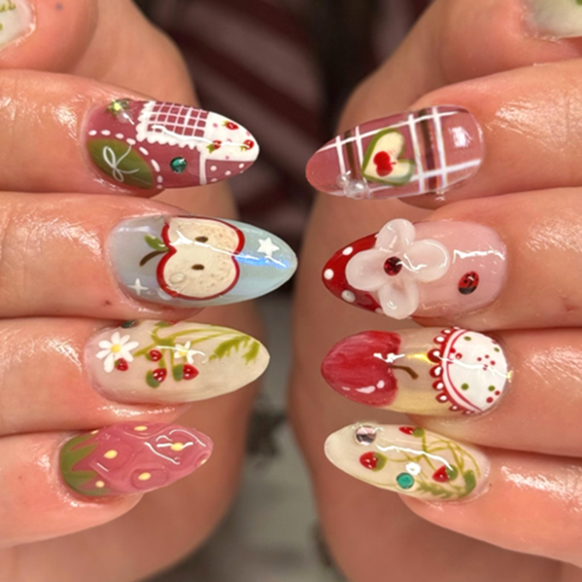 24pcs Flower Long Almond Press - огляд і ціна Nail Art French Nails