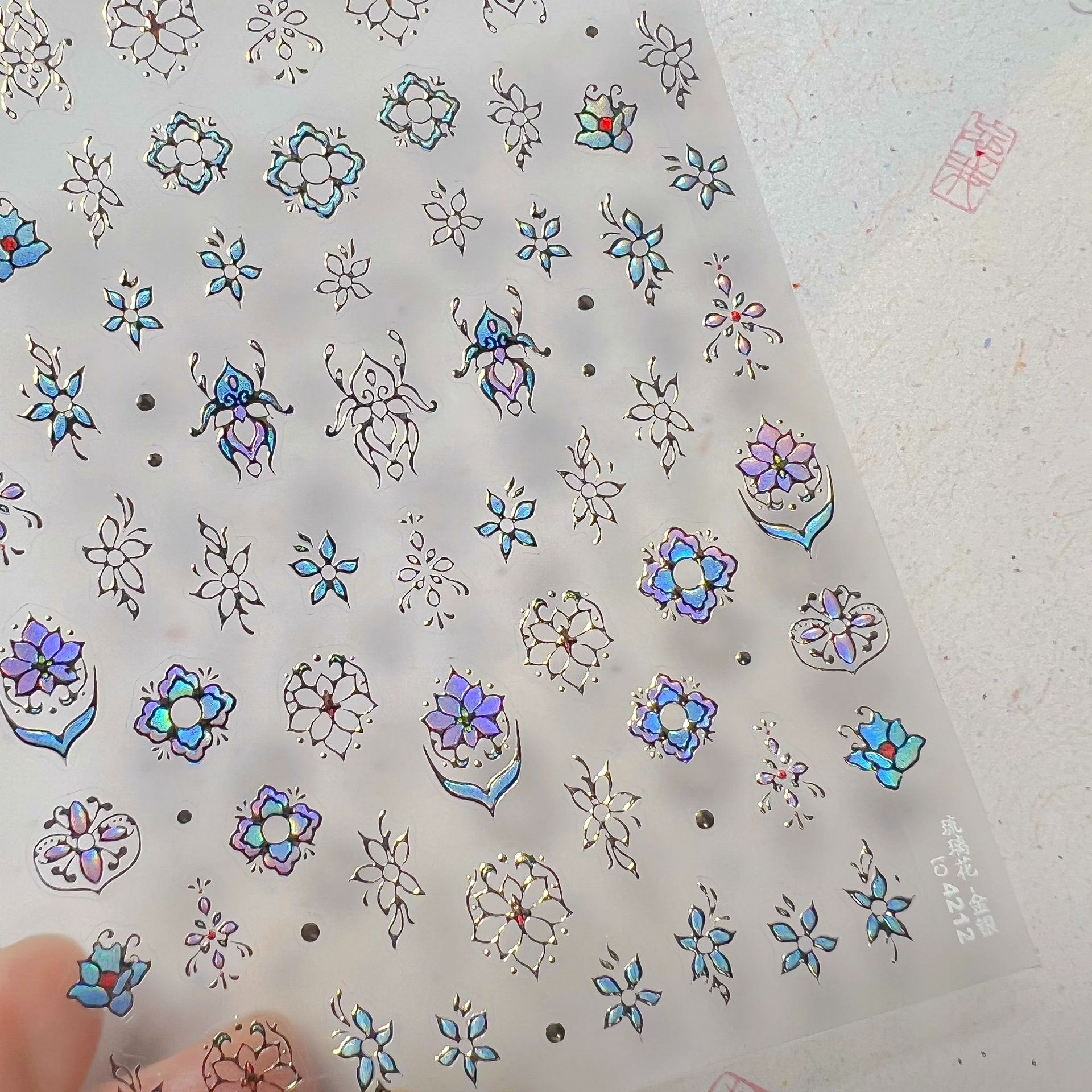 Bohemian Pattern Colorful Love - огляд і ціна Nail Art Zelda
