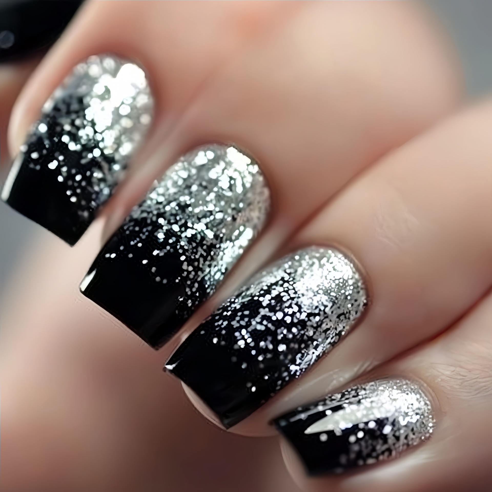 Short Medium fake nails Gradie - огляд і ціна Nail Art Press On
