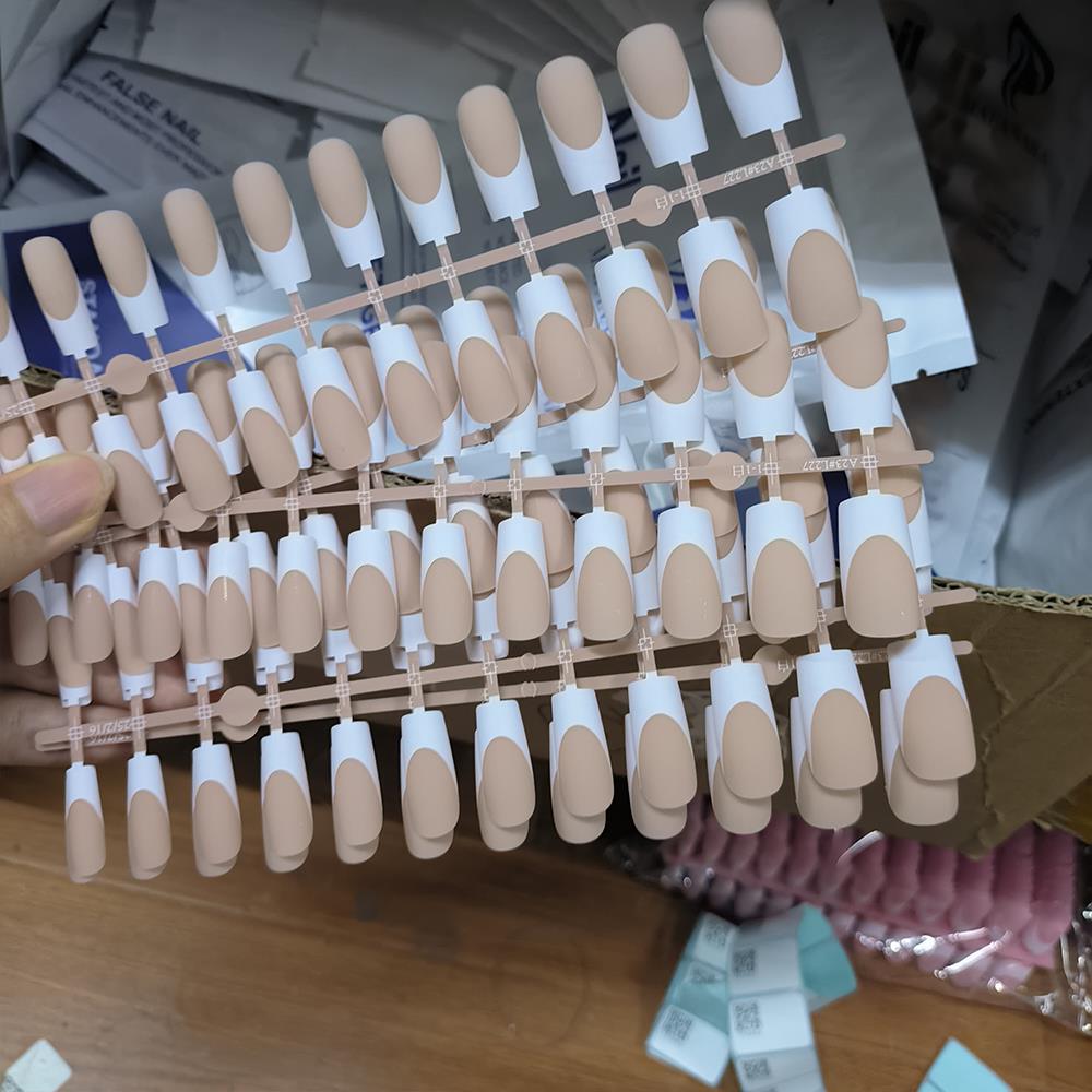 120Pcs Nude French Fake Nails  - огляд і ціна Nail Art Press On
