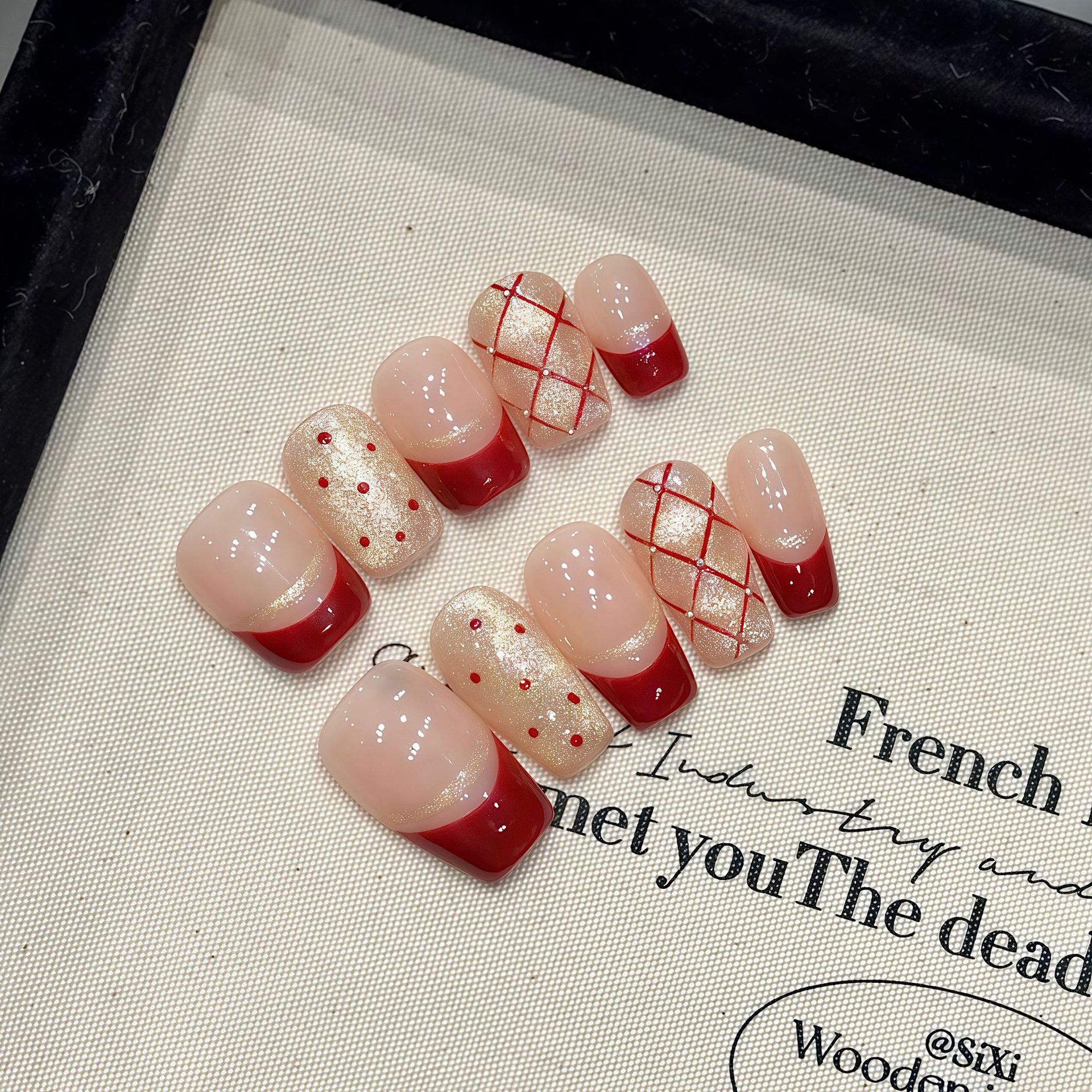 10pcs Pure Hand Pressed Coffin - огляд і ціна Nail Art Red