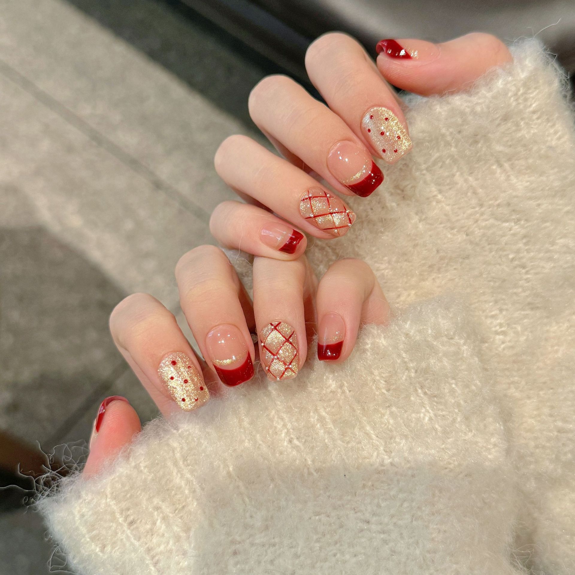10pcs Pure Hand Pressed Coffin - огляд і ціна Nail Art Red